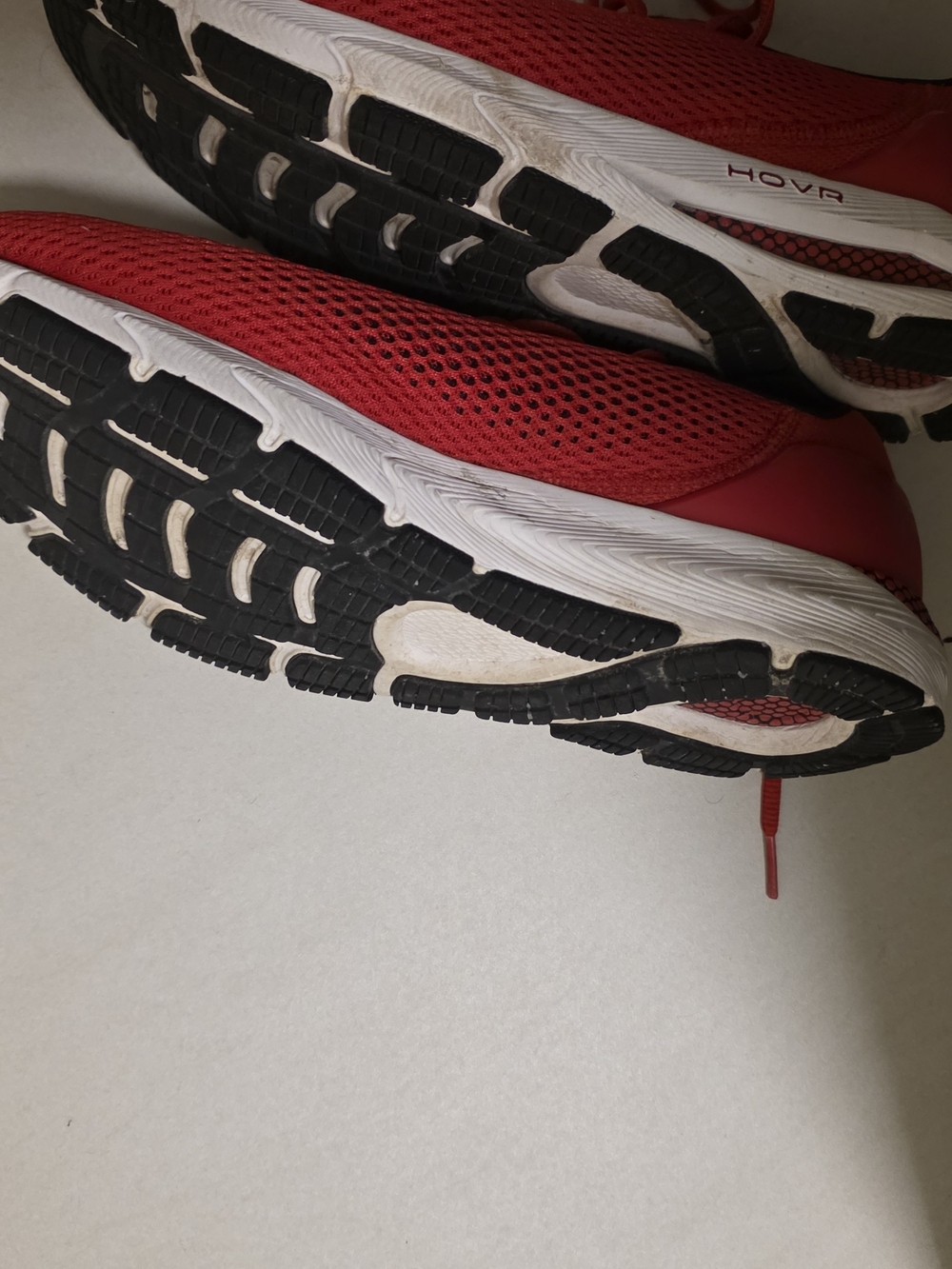 Under Armour HOVR Sonic 4 Running Shoes – Red – Size 10 - Picture 3 of 3